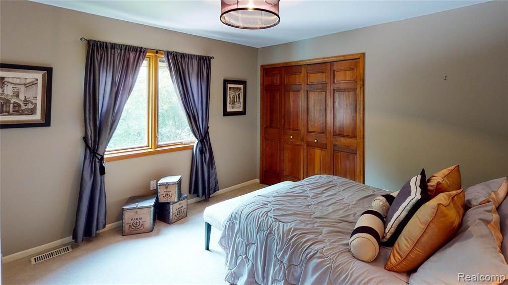 1343 Kingspath Drive Rochester Hills, MI 48306 - Photo 29 of 44
