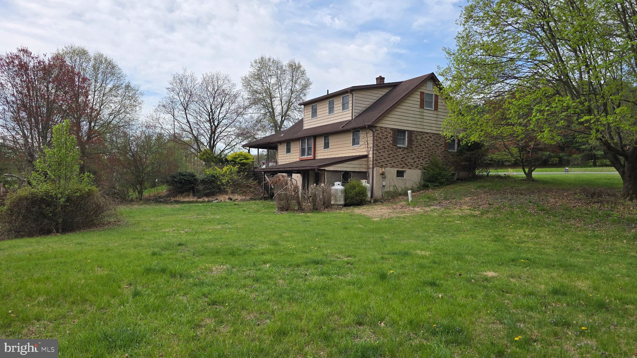 2735 Kutztown Road Pennsburg, PA 18073 - Photo 4 of 13