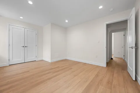 $575,000 | 440 Poplar Street, Philadelphia, PA 19123
