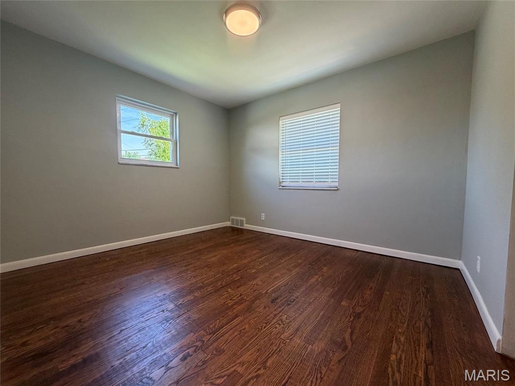 4828 Reavis Barracks Road St. Louis, MO 63123 - Photo 13 of 30