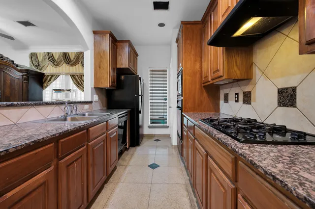 $295,000 | 7250 Harmony Cove, Houston, TX 77036