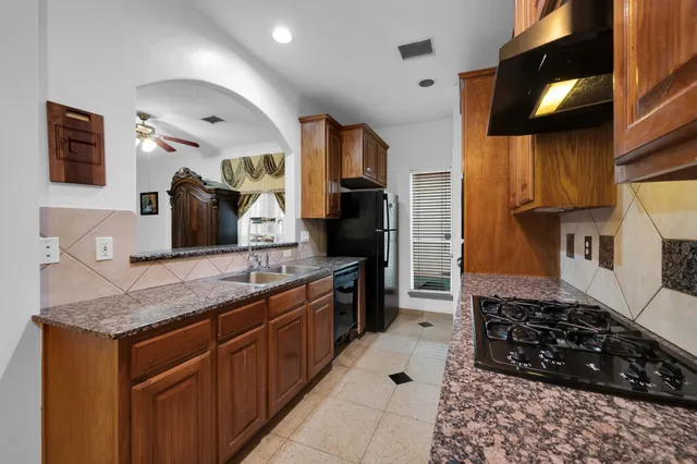 $295,000 | 7250 Harmony Cove, Houston, TX 77036