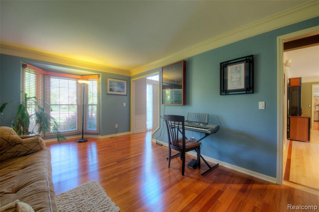46559 Inverness Road Canton, MI 48188 - Photo 10 of 48