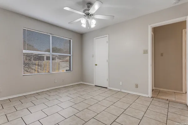 $1,295 | 4711 Gavlick Farm, San Antonio, TX 78244