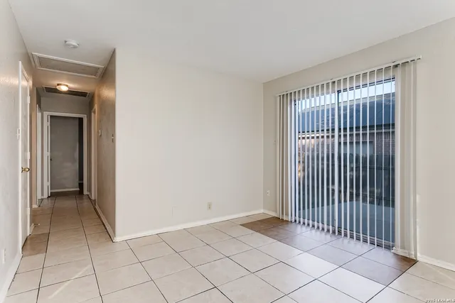 $1,350 | 4711 Gavlick Farm, San Antonio, TX 78244