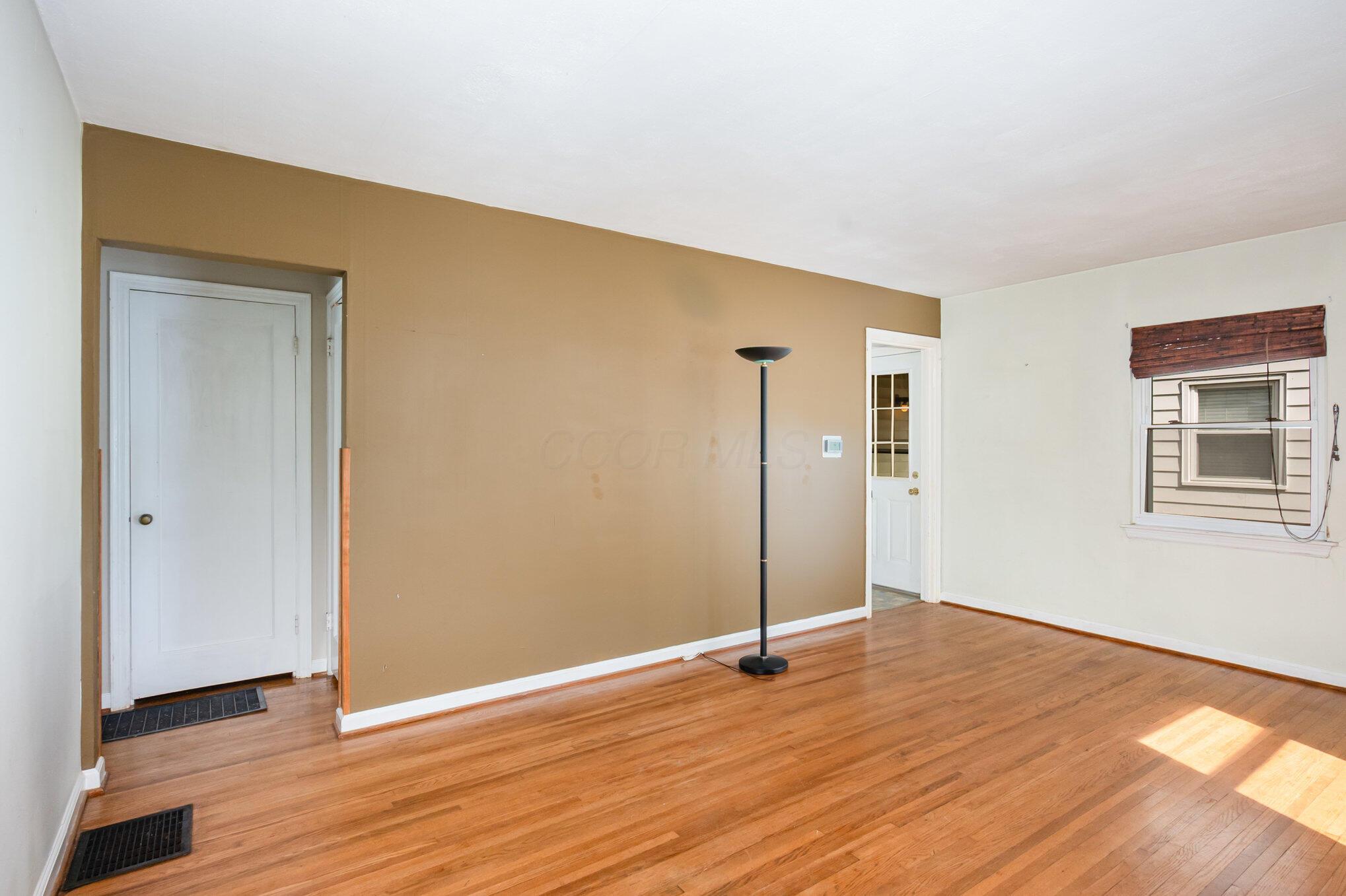 458 Northridge Road Columbus, OH 43214 - Photo 4 of 27 file_718