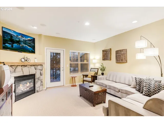 $609,000 | 87946 East Alpenglow Lane, Government Camp, OR 97028