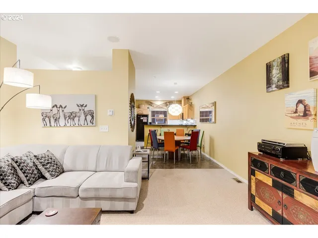 $609,000 | 87946 East Alpenglow Lane, Government Camp, OR 97028