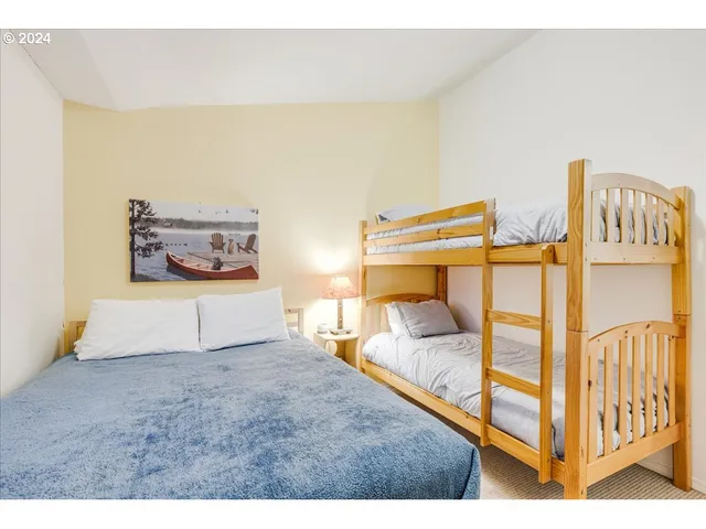 $609,000 | 87946 East Alpenglow Lane, Government Camp, OR 97028