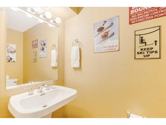 $609,000 | 87946 East Alpenglow Lane, Government Camp, OR 97028