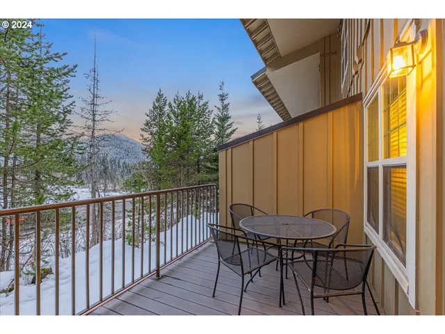 $609,000 | 87946 East Alpenglow Lane, Government Camp, OR 97028