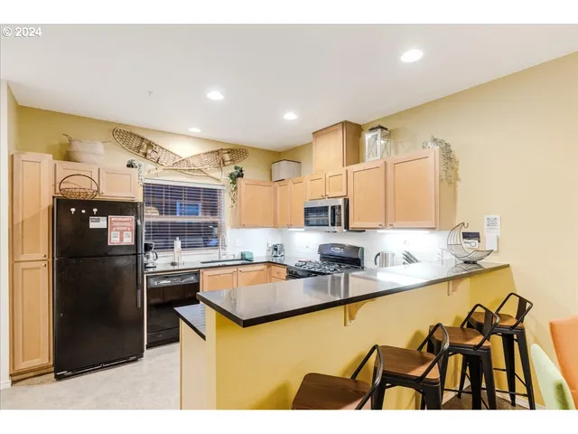 $609,000 | 87946 East Alpenglow Lane, Government Camp, OR 97028