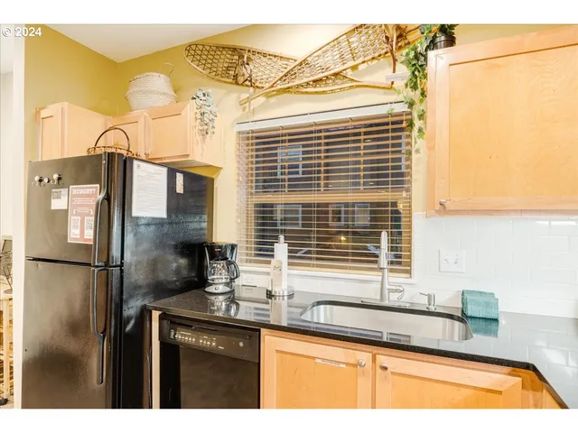 $609,000 | 87946 East Alpenglow Lane, Government Camp, OR 97028