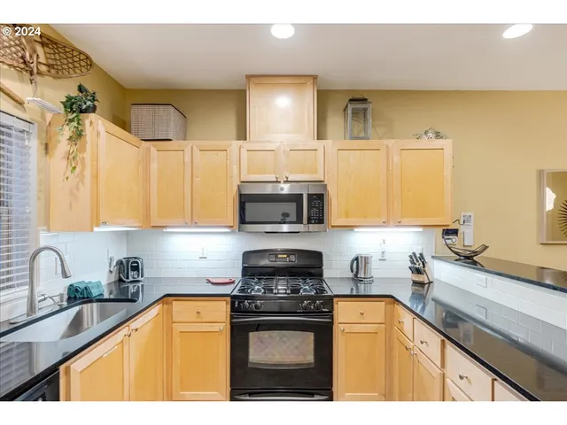 $609,000 | 87946 East Alpenglow Lane, Government Camp, OR 97028