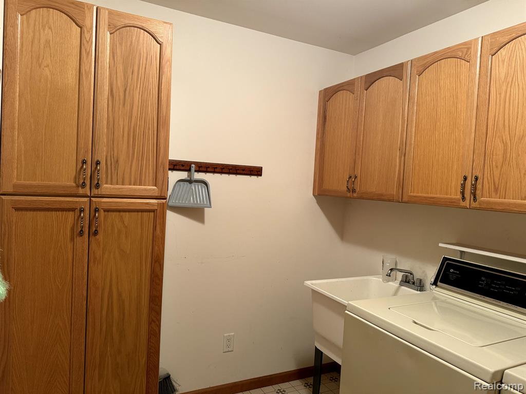 155 Wales Ridge Road Goodells, MI 48027 - Photo 16 of 33