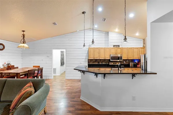 $2,000,000 | 2026 Lewis Road, Leesburg, FL 34748