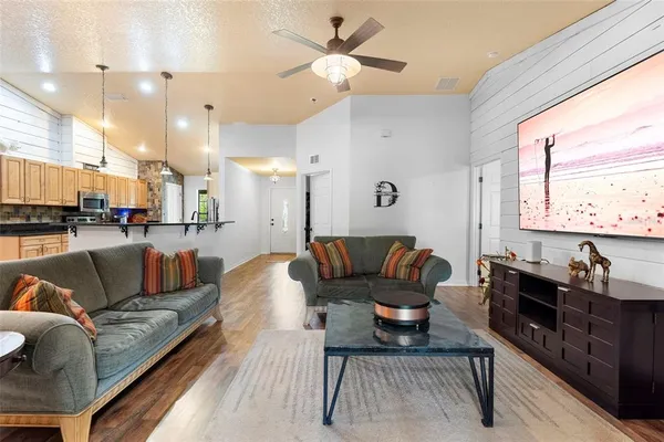 $2,000,000 | 2026 Lewis Road, Leesburg, FL 34748