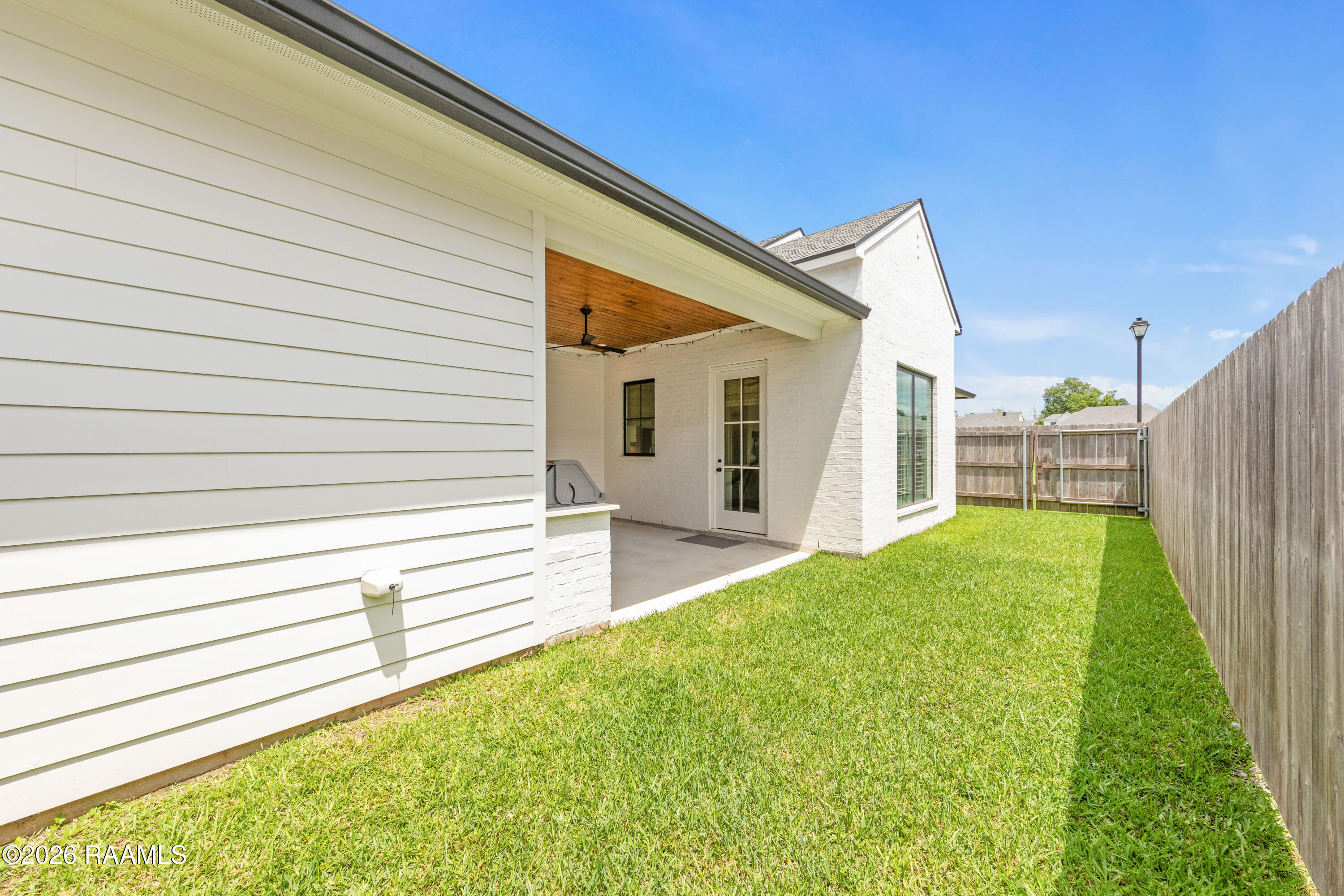 103 Tea Rose Broussard, LA 70518 - Photo 10 of 37 103TeaTree-9