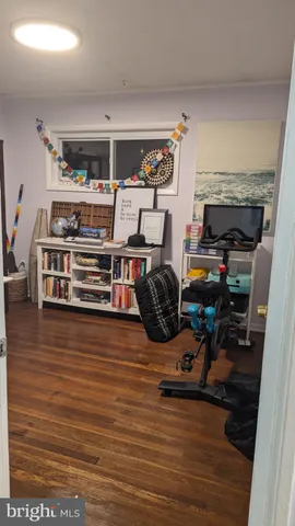 a view of a workspace with furniture