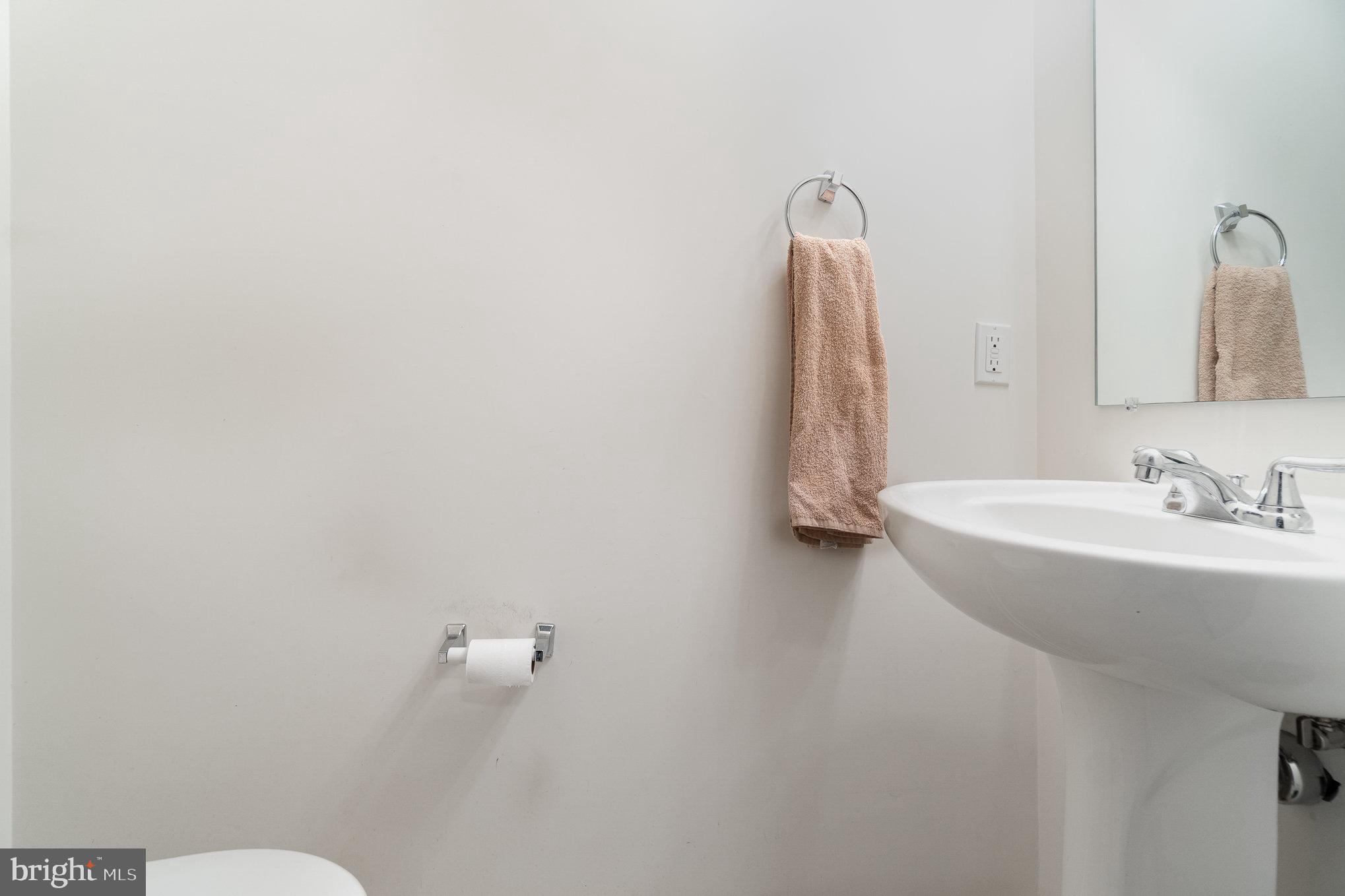 679 East Walnut Street Hanover, PA 17331 - Photo 11 of 28