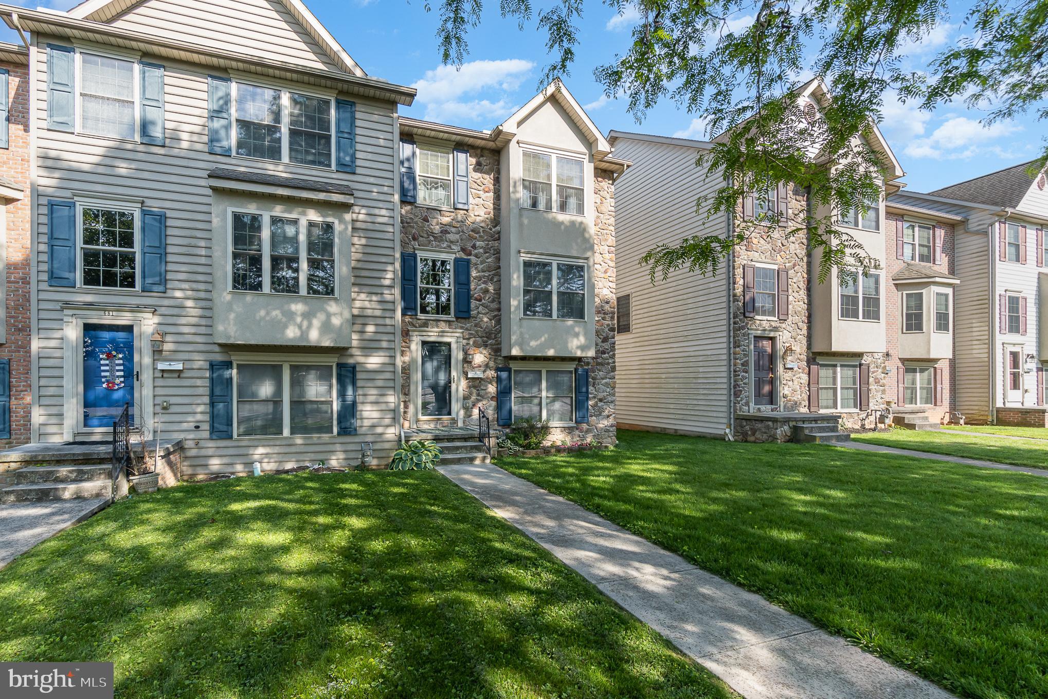 679 East Walnut Street Hanover, PA 17331 - Photo 2 of 28