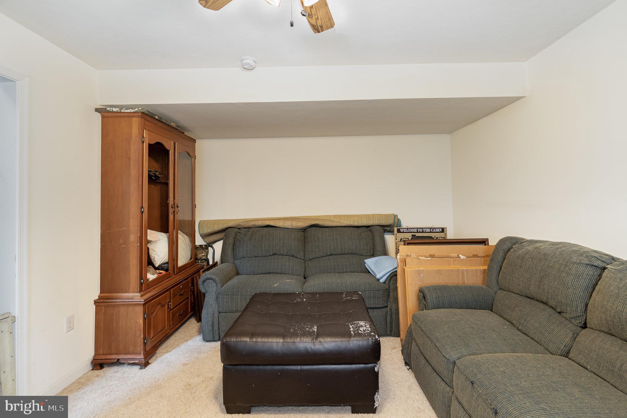 679 East Walnut Street Hanover, PA 17331 - Photo 23 of 28