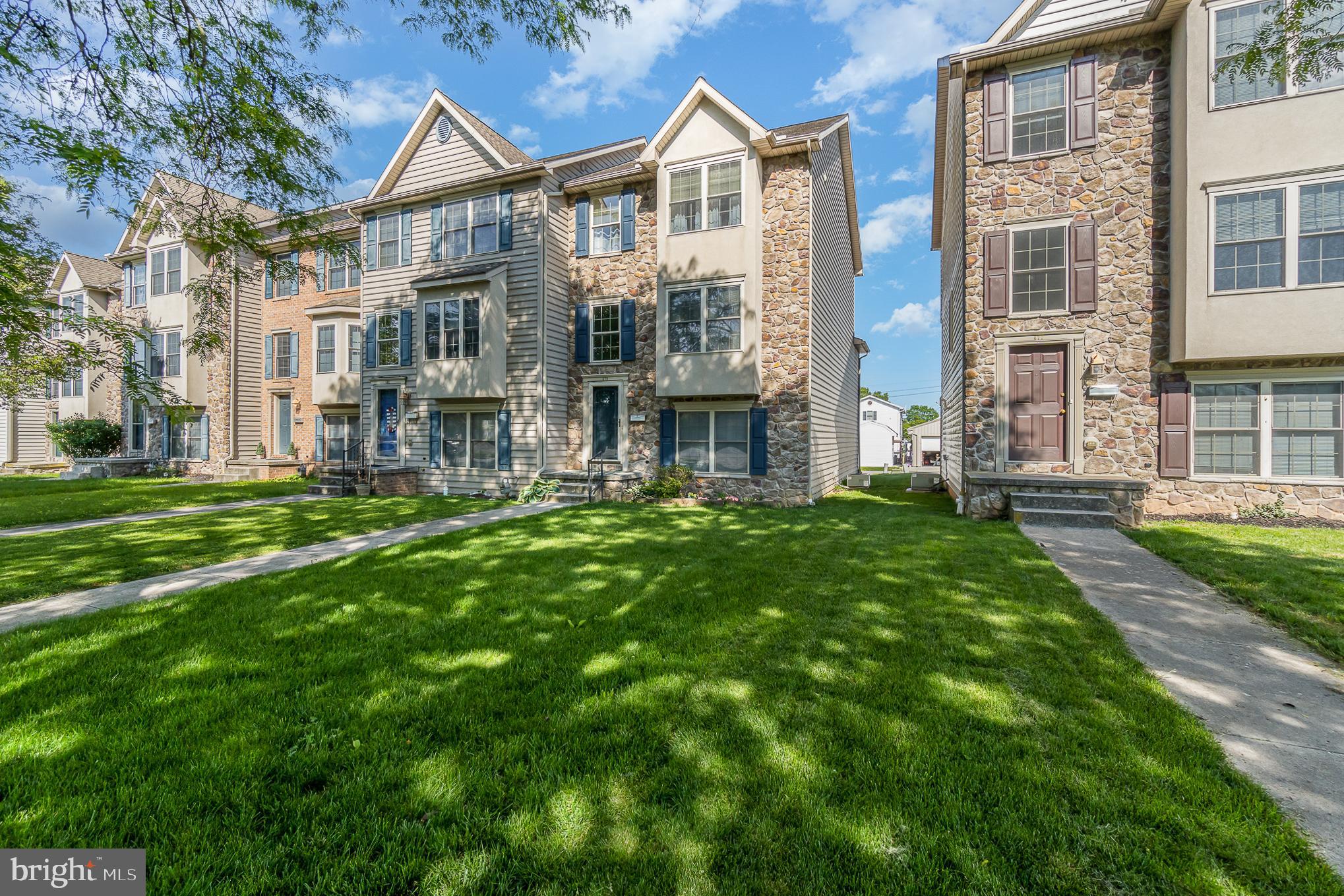 679 East Walnut Street Hanover, PA 17331 - Photo 3 of 28