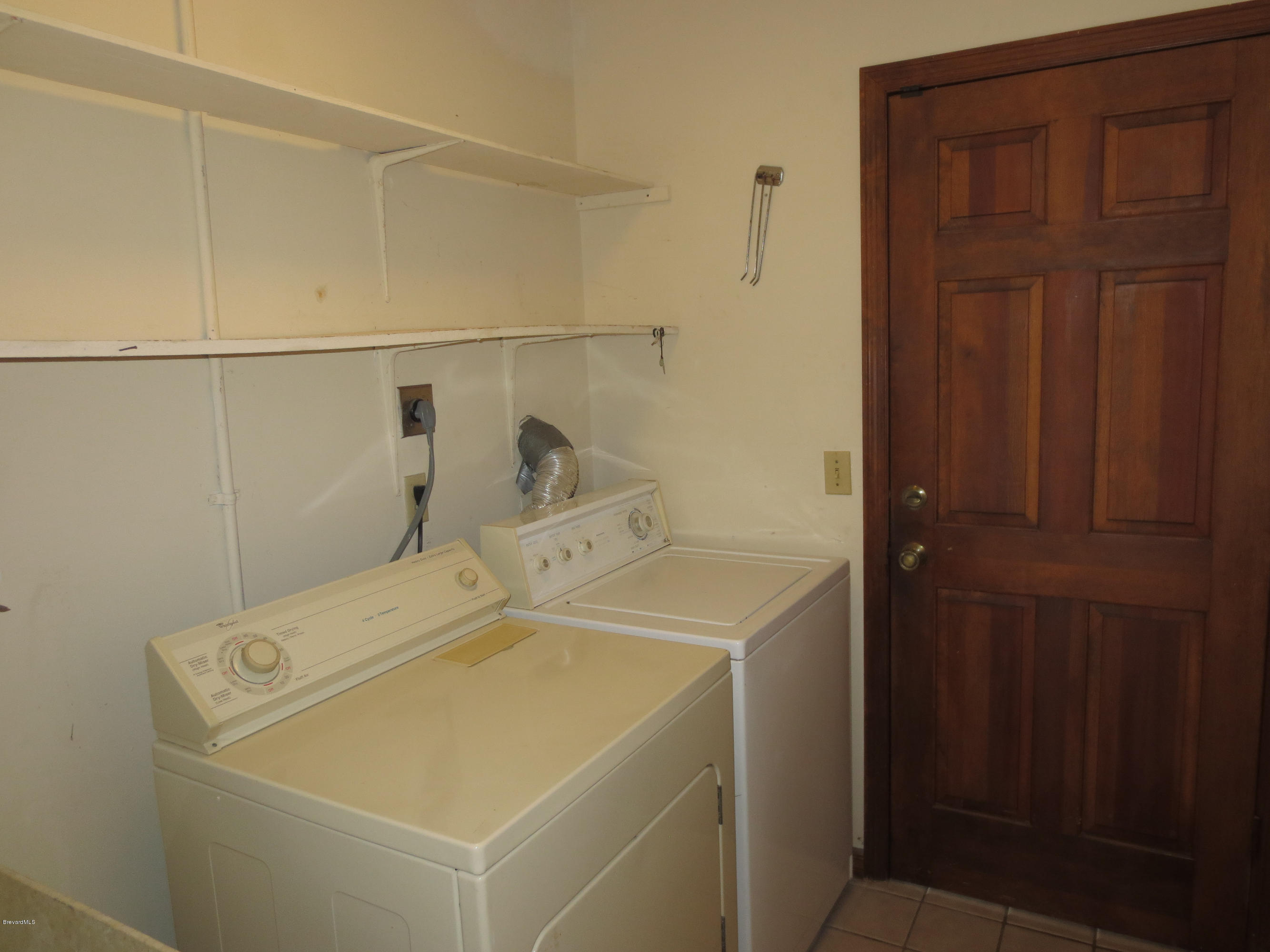 320 Riggs Avenue Melbourne Beach, FL 32951 - Photo 12 of 24 Laundry Room