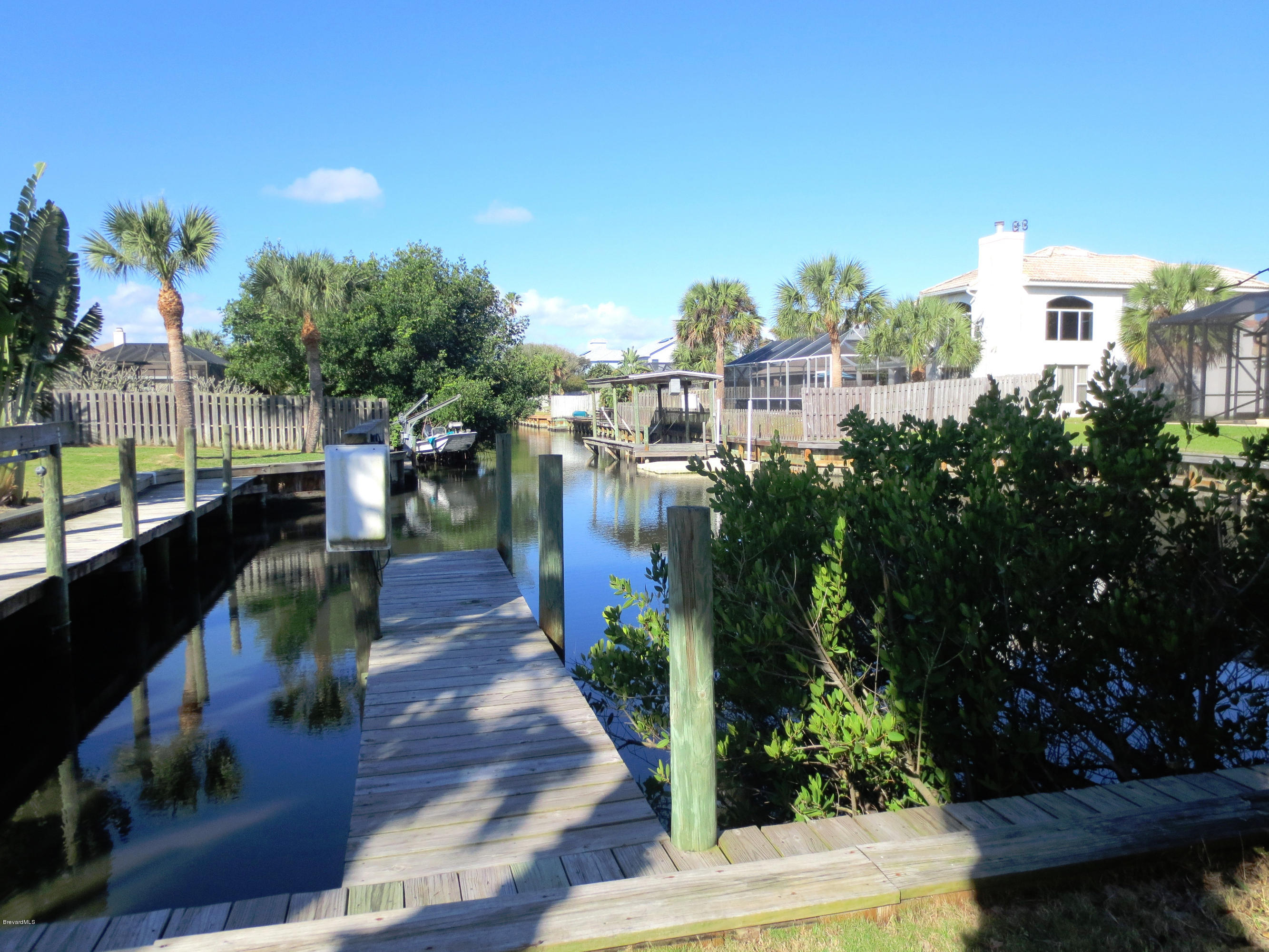 320 Riggs Avenue Melbourne Beach, FL 32951 - Photo 20 of 24 Canal View