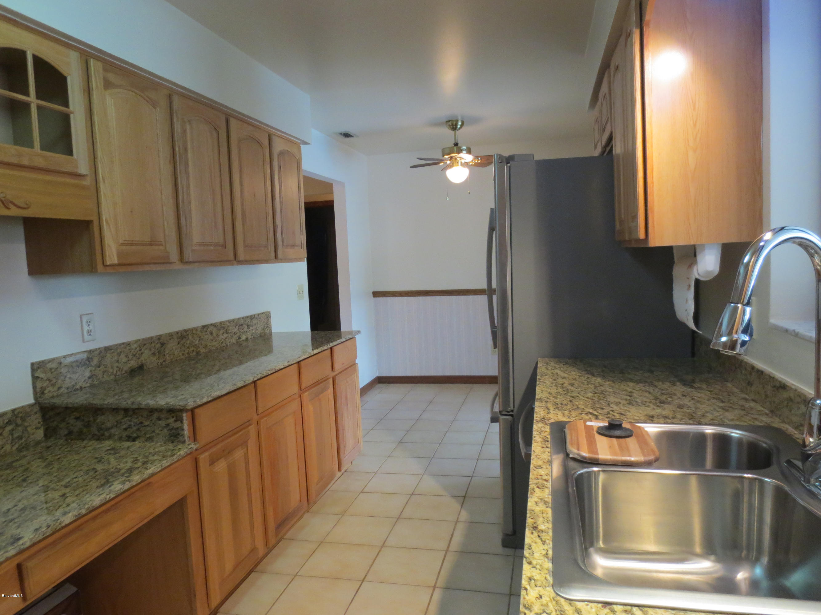 320 Riggs Avenue Melbourne Beach, FL 32951 - Photo 7 of 24 Kitchen
