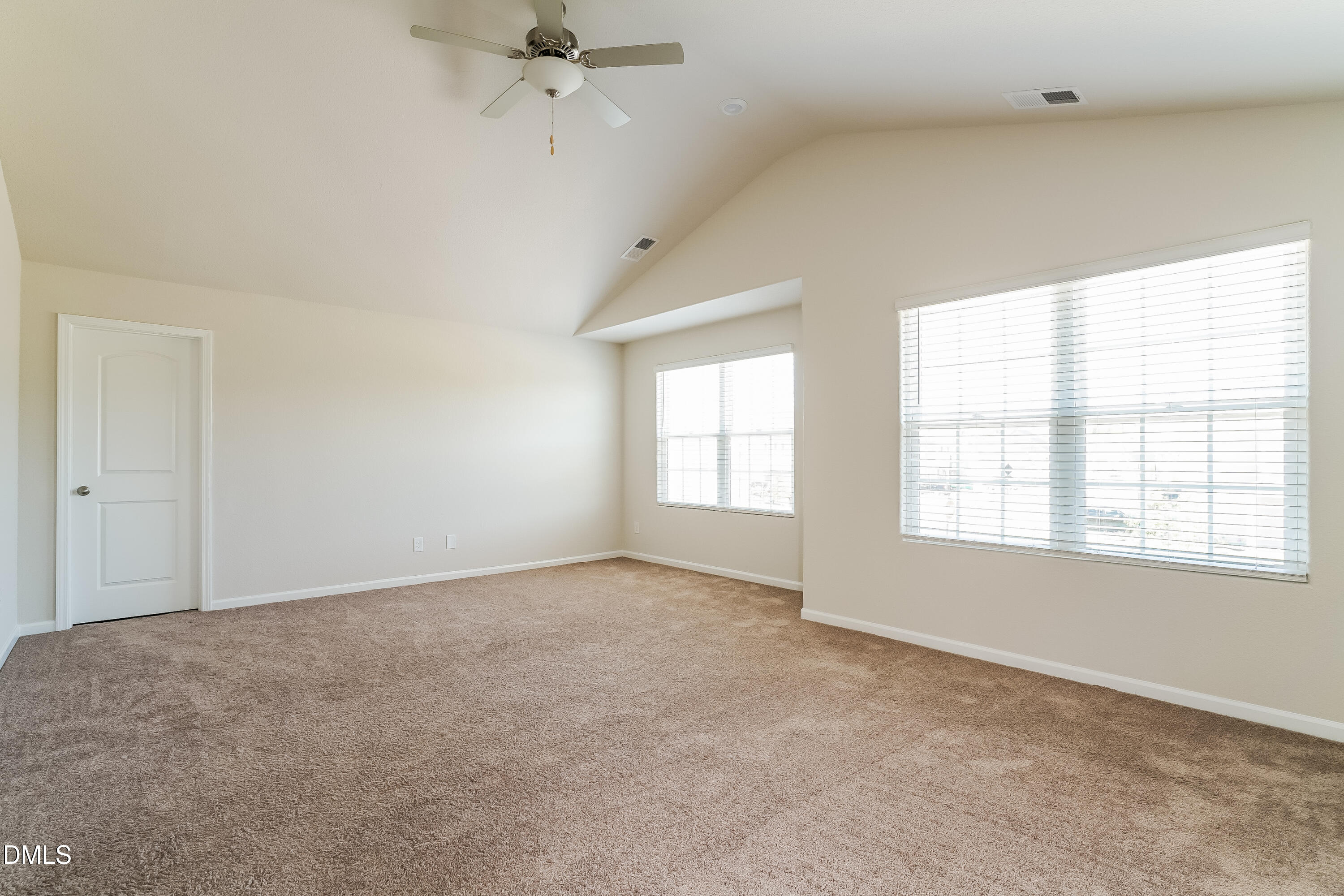 300 Gourd Street Zebulon, NC 27597 - Photo 7 of 17 an empty room with a window