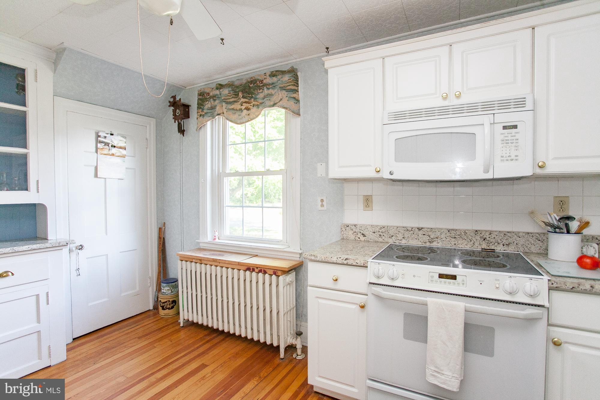 857 Meadow Road Flourtown, PA 19031 - Photo 12 of 46