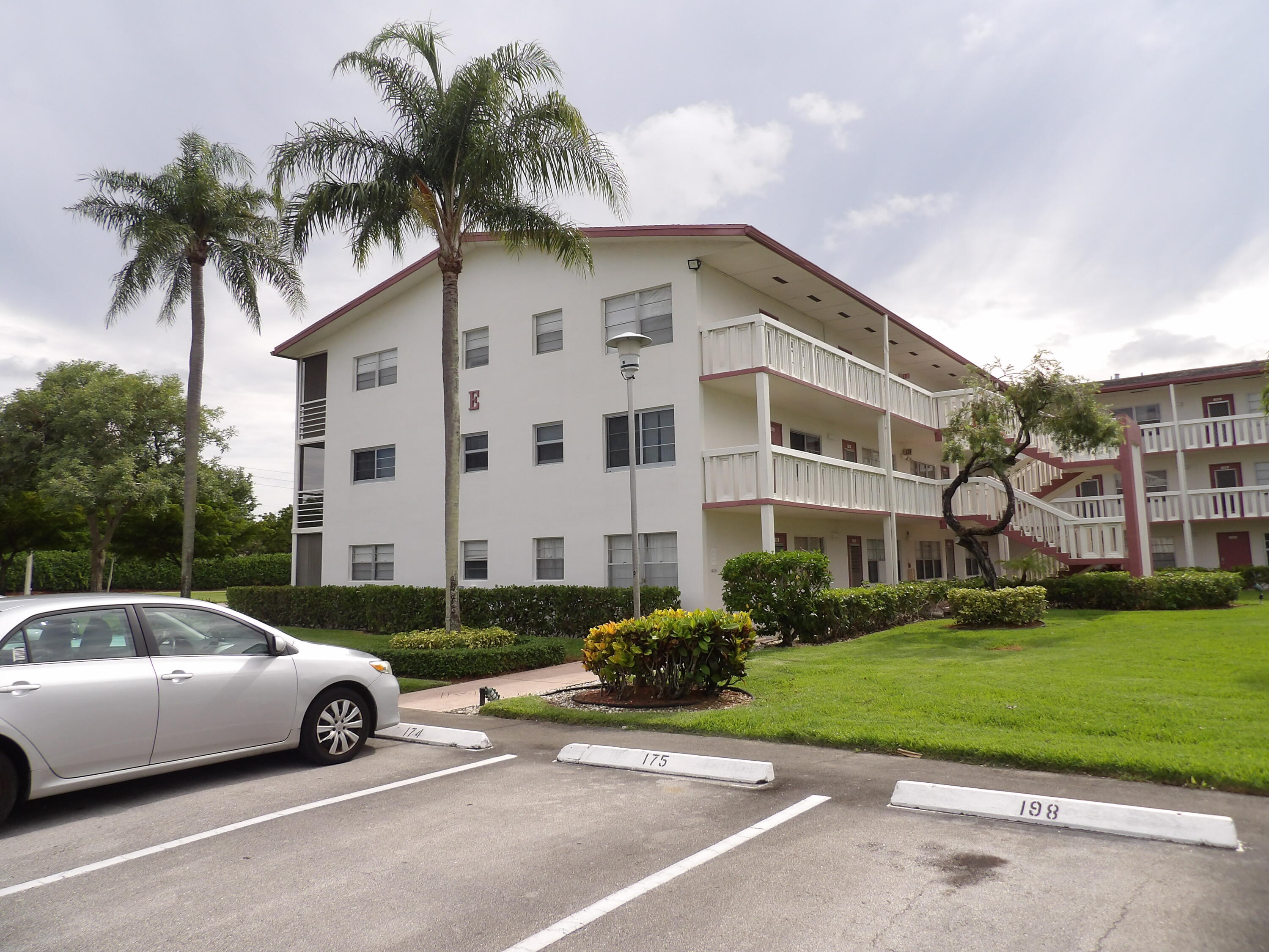 195 Fanshaw Way, Unit 195 Boca Raton, FL 33434 - Photo 4 of 42 100_0951