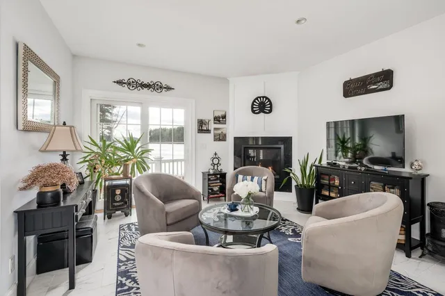 $3,500 | 25 Nute Road, Dover, NH 03820