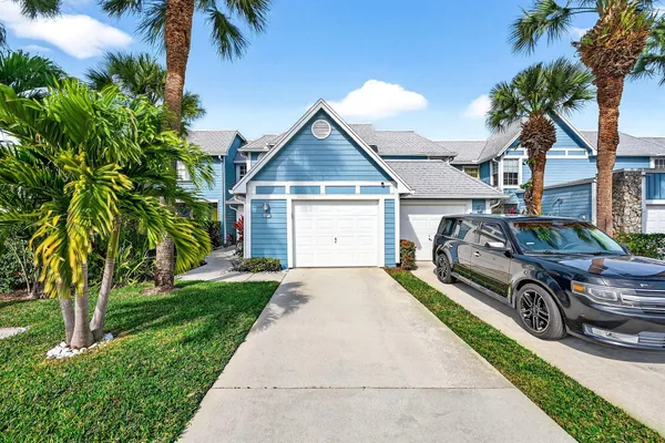$4,300 | 812 Ocean Dunes Circle, Jupiter, FL 33477