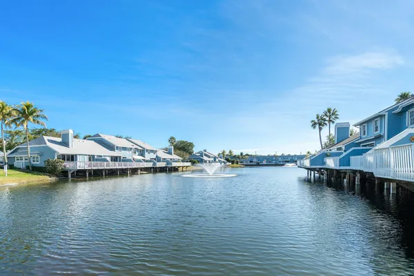 $4,300 | 812 Ocean Dunes Circle, Jupiter, FL 33477