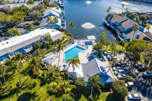 $4,300 | 812 Ocean Dunes Circle, Jupiter, FL 33477