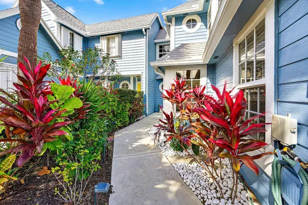 $4,300 | 812 Ocean Dunes Circle, Jupiter, FL 33477