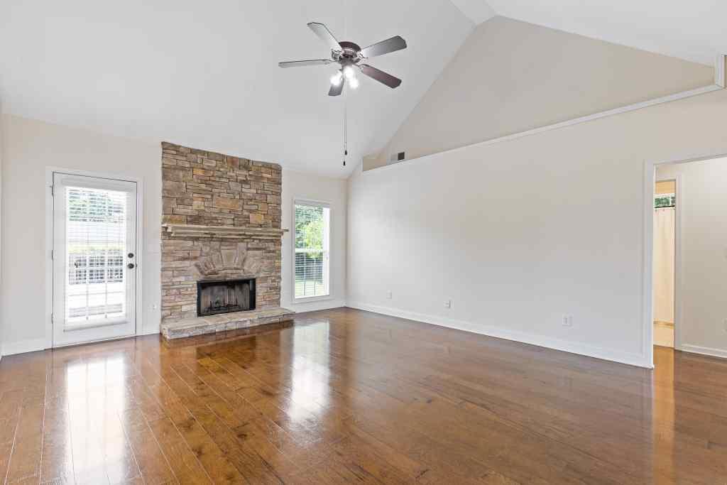360 Finch Way Jefferson, GA 30549 - Photo 30 of 58