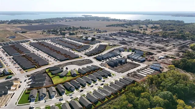 $1,900 | 6734 Highlands Street, Princeton, TX 75407