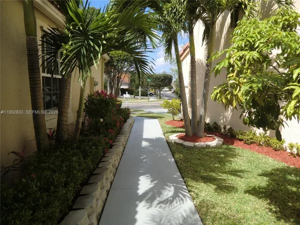 $3,500 | 1593 Northwest 158th Avenue, Pembroke Pines, FL 33028
