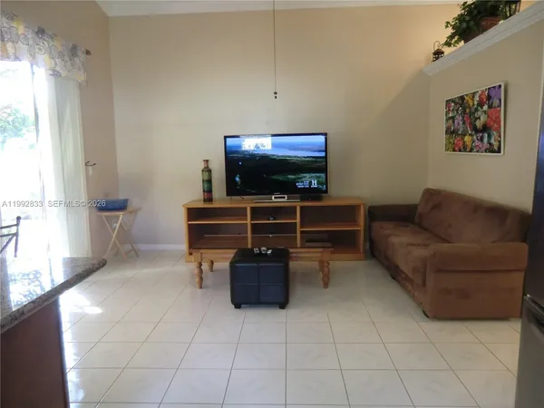 $3,500 | 1593 Northwest 158th Avenue, Pembroke Pines, FL 33028