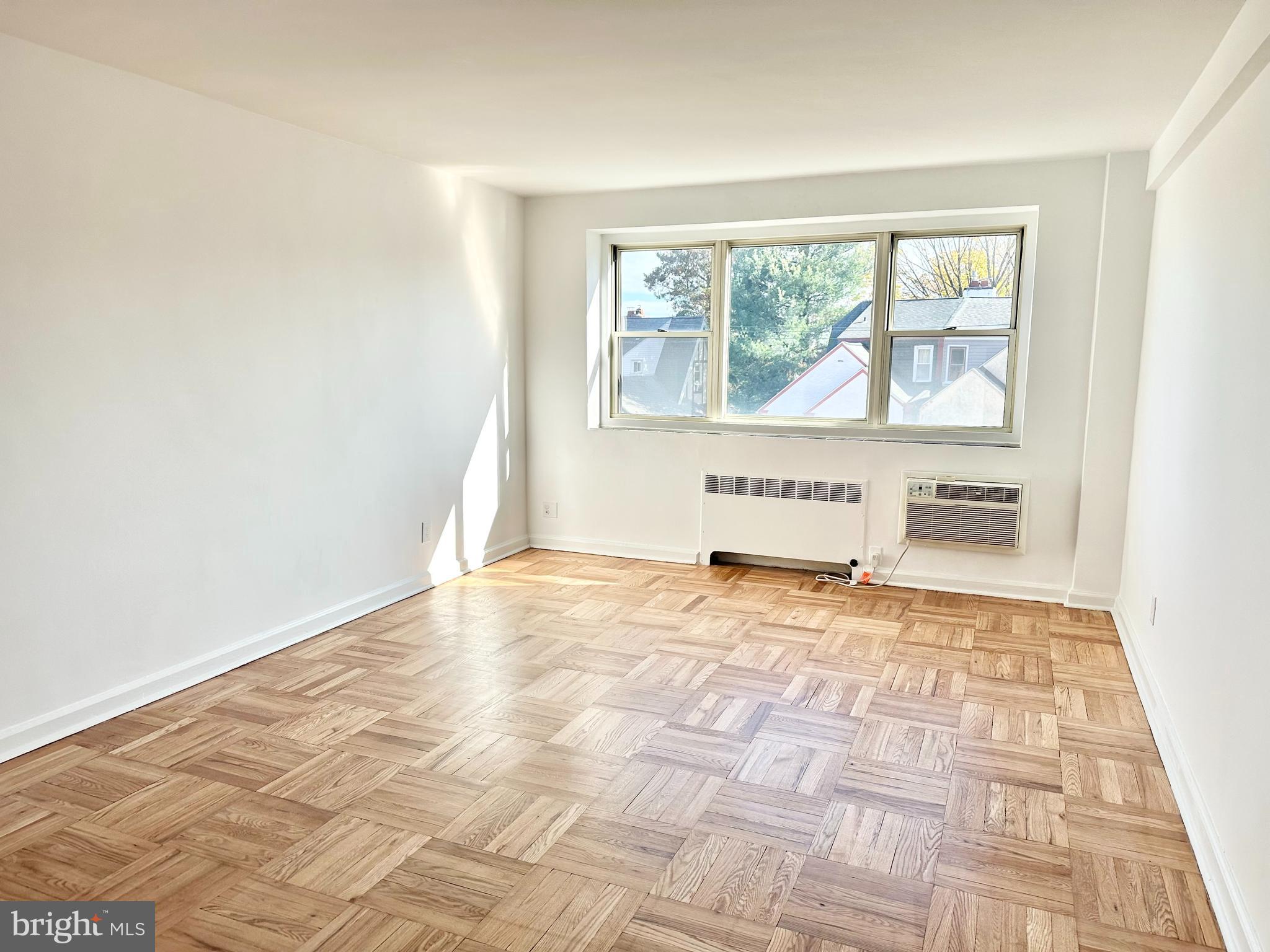 40 Old Lancaster Road, Unit 205 Merion Station, PA 19066 - Photo 6 of 39 Living room facing South