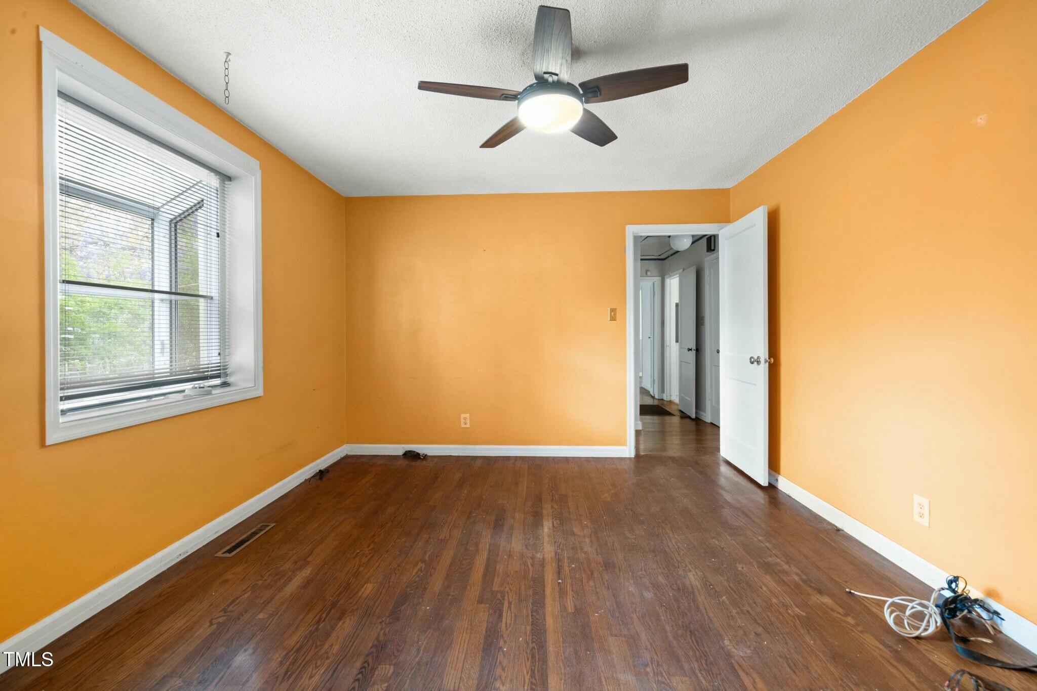 2106 Ruffin Street Durham, NC 27704 - Photo 27 of 39 tempImagenmQym2