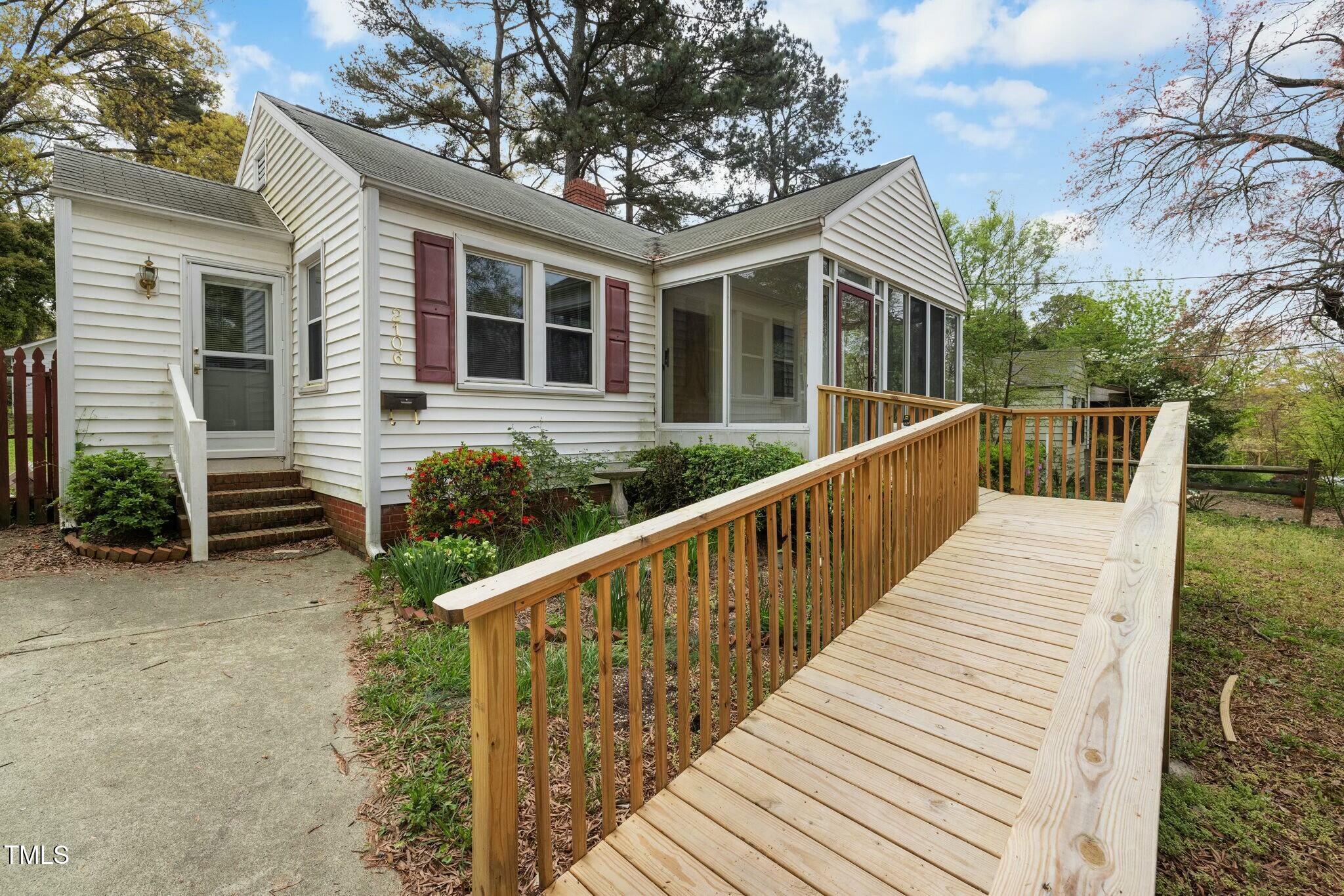 2106 Ruffin Street Durham, NC 27704 - Photo 4 of 39 tempImagedQBOtf
