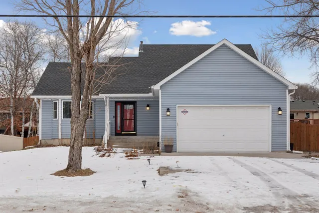 $420,000 | 9275 Xylite Street Northeast, Blaine, MN 55449