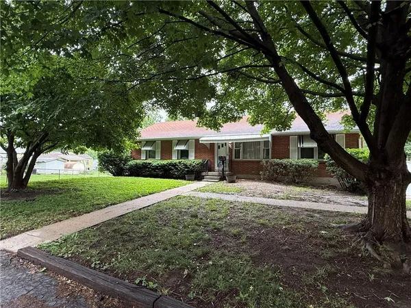 $205,000 | 3113 South Scott Avenue, Independence, MO 64052