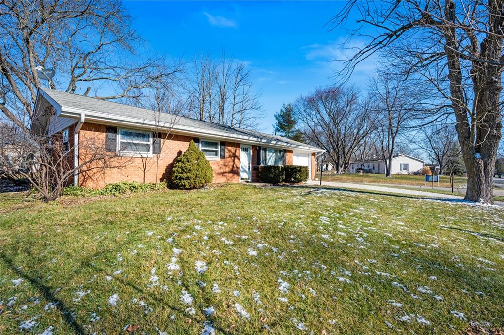 612 Emerson Road Carmel, IN 46032 - Photo 2 of 30 Gallery Image 2
