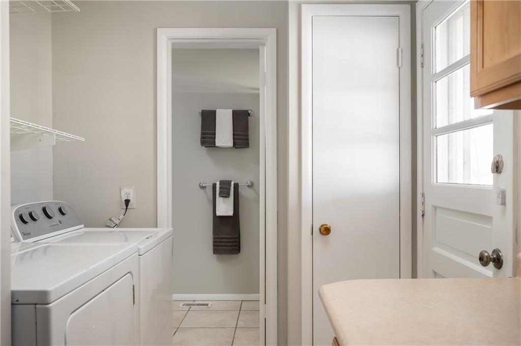 612 Emerson Road Carmel, IN 46032 - Photo 13 of 30 Gallery Image 13