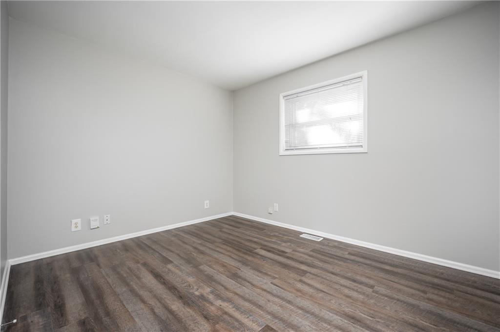 612 Emerson Road Carmel, IN 46032 - Photo 21 of 30 Gallery Image 21